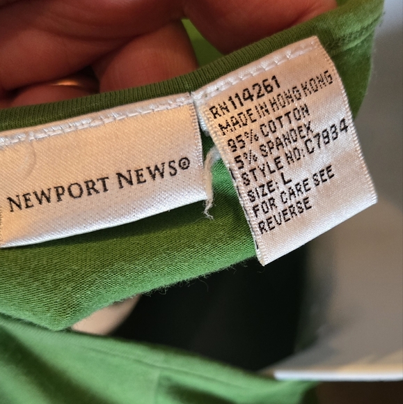 Newport News Green Short Sleeve Tee SzL - Picture 6 of 6